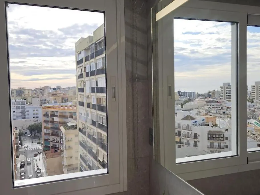 Congreso Sunset Terrace. With Sunny Terrace And Sea Views. Apartment Torremolinos