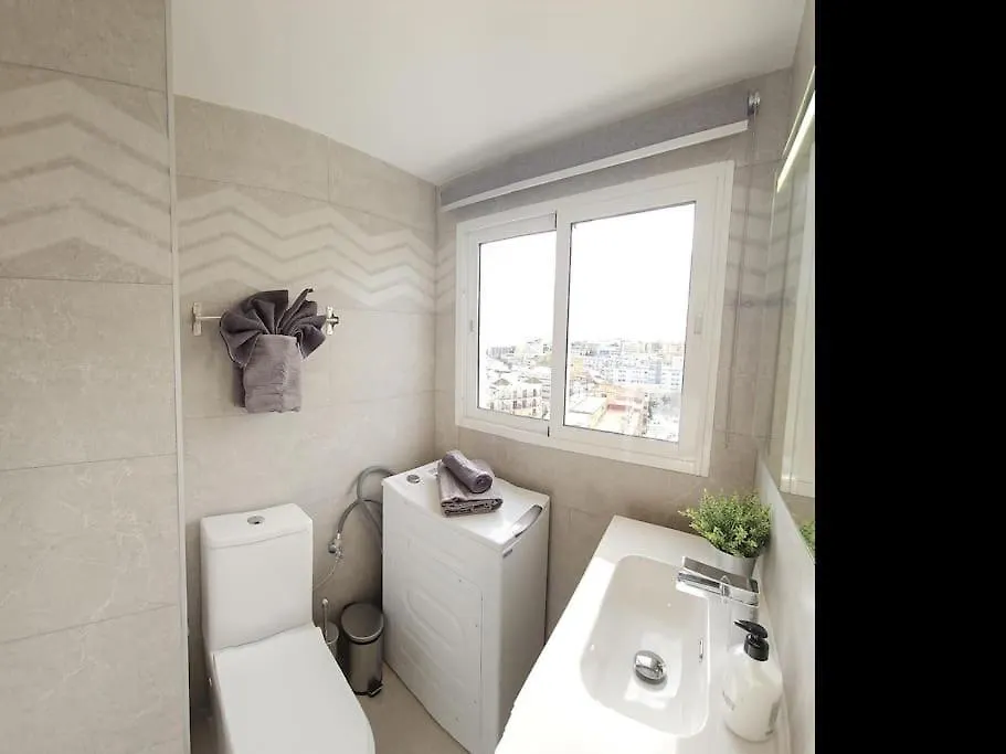 Congreso Sunset Terrace. With Sunny Terrace And Sea Views. Apartment Torremolinos